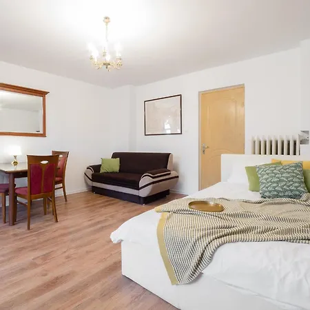 Duze Mieszkanie Minuta Do Monte Cassino Apartment