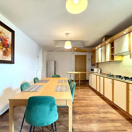 Duze Mieszkanie Minuta Do Monte Cassino Apartmán