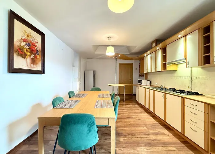 Duze Mieszkanie Minuta Do Monte Cassino Apartment