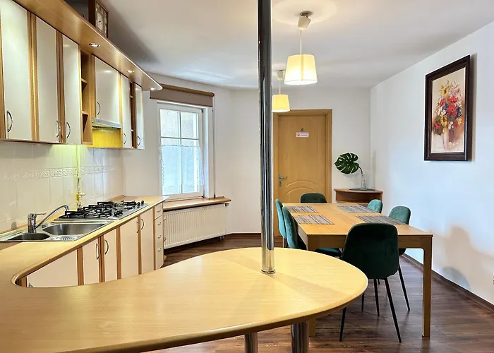 Duze Mieszkanie Minuta Do Monte Cassino Apartment